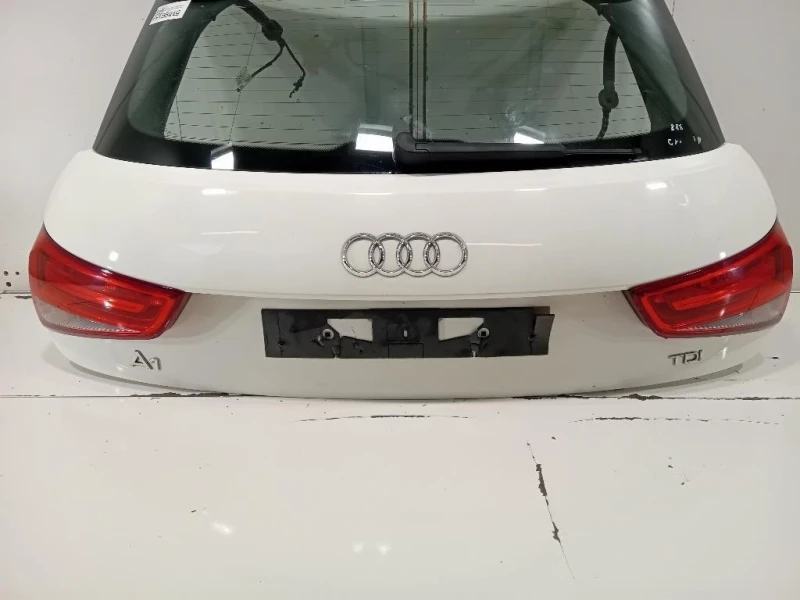 Portello POST 8X4827023B Audi A1 8XA Sportback 2012