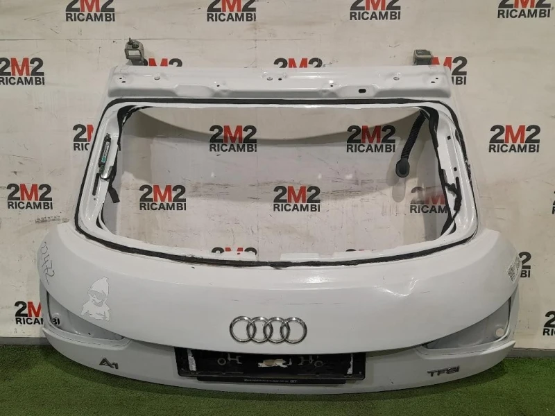 Portello POST 8X4827023B Audi A1 8XF Sportback 2015