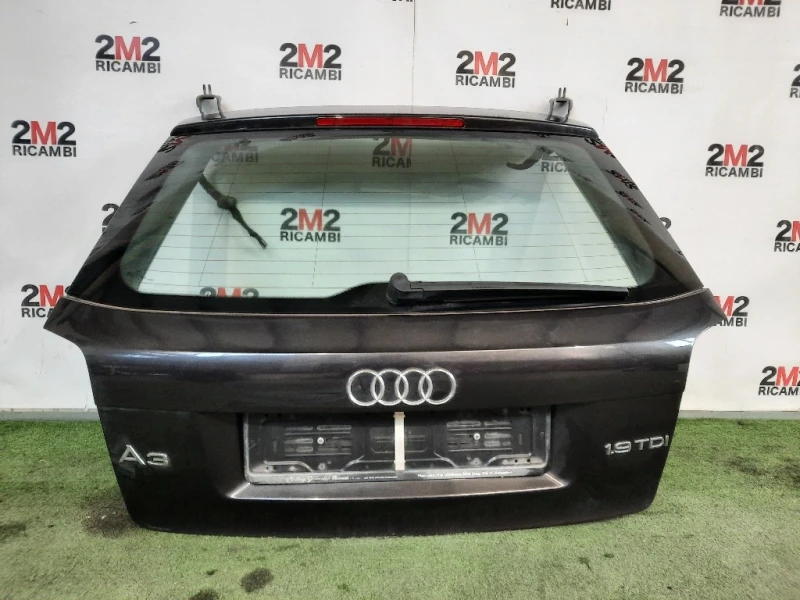 Portello POST 8P3827023AF Audi A3 8P1 2008