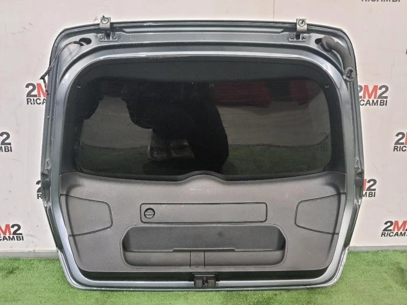 Portello POST 8V4827025D Audi A3 8VA Sportback 2012