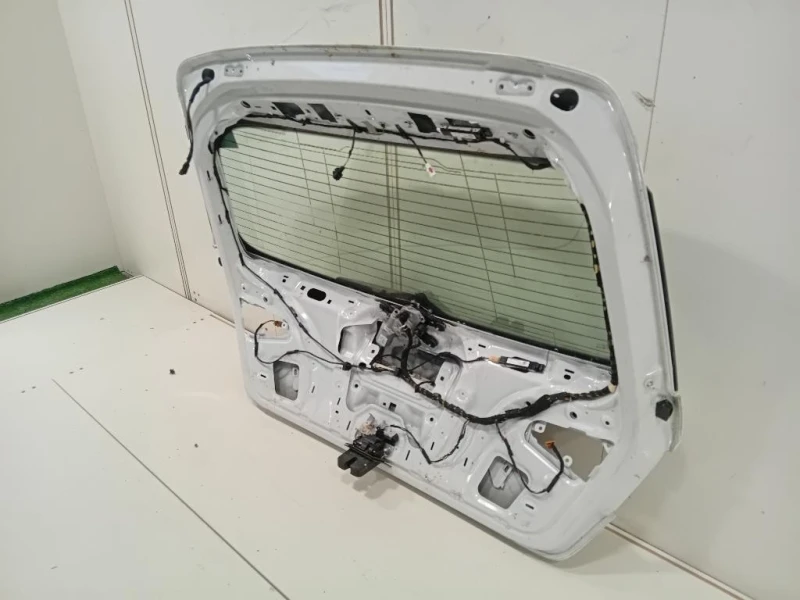 Portello POST 8V4827025D Audi A3 8VA Sportback 2012