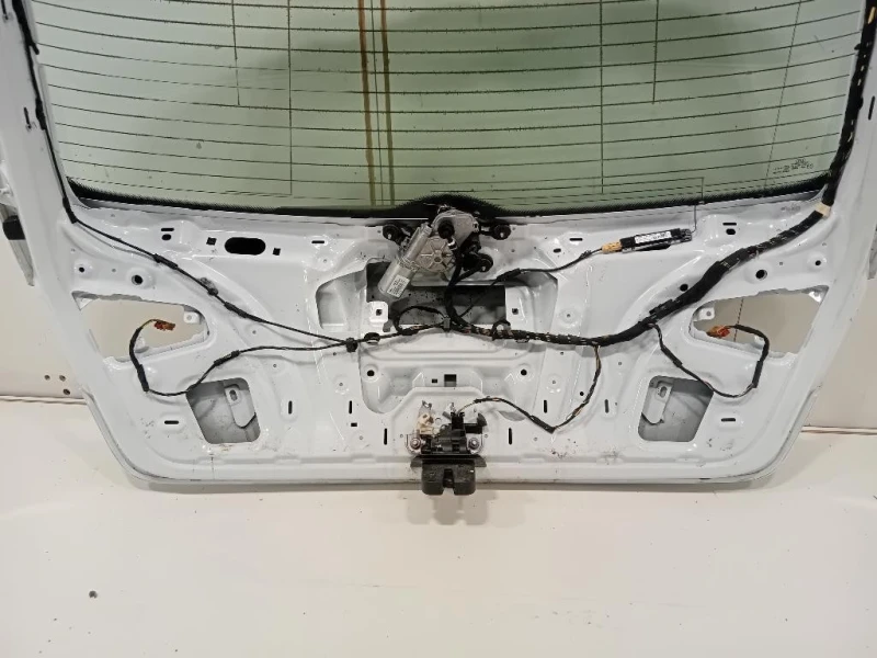 Portello POST 8V4827025D Audi A3 8VA Sportback 2012