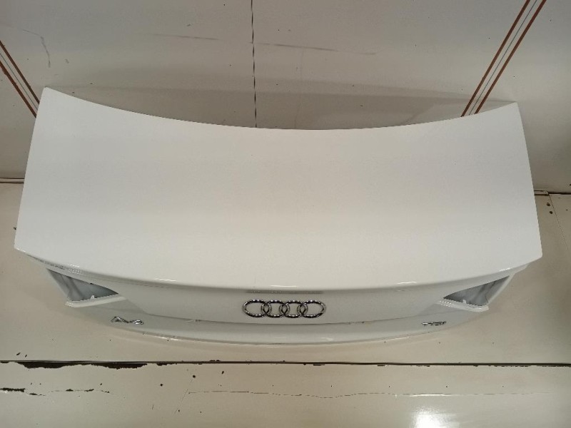 Portello POST 8K5827023AE Audi A4 8K2 2008