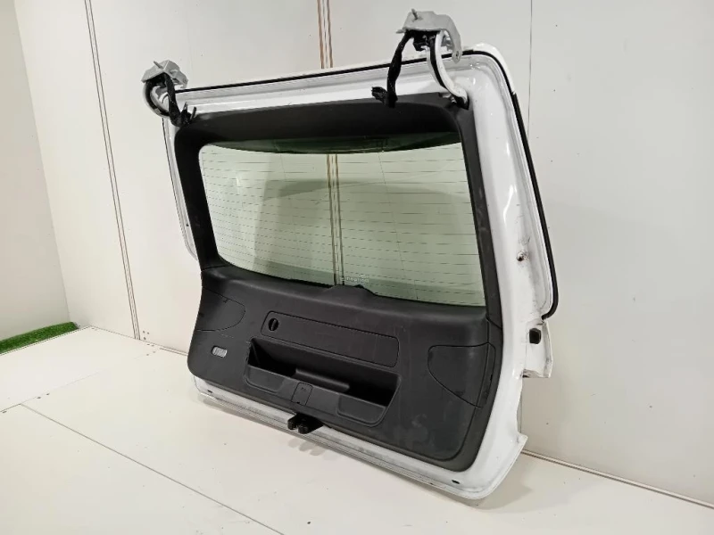 Portello POST 8W9837025 8W9827025 Audi A4 8W5 Avant 2015