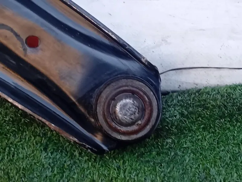 Braccio Oscillante ANT SX BRACCIO OSCILLANTE ANT SX Jaguar XF I 2008