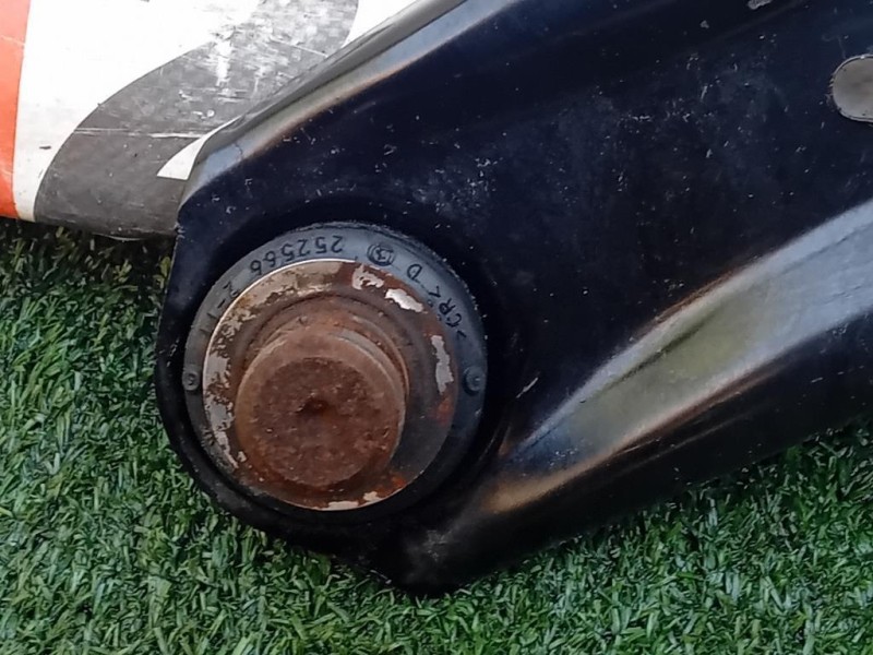 Braccio Oscillante ANT SX BRACCIO OSCILLANTE ANT SX Jaguar XF I 2008