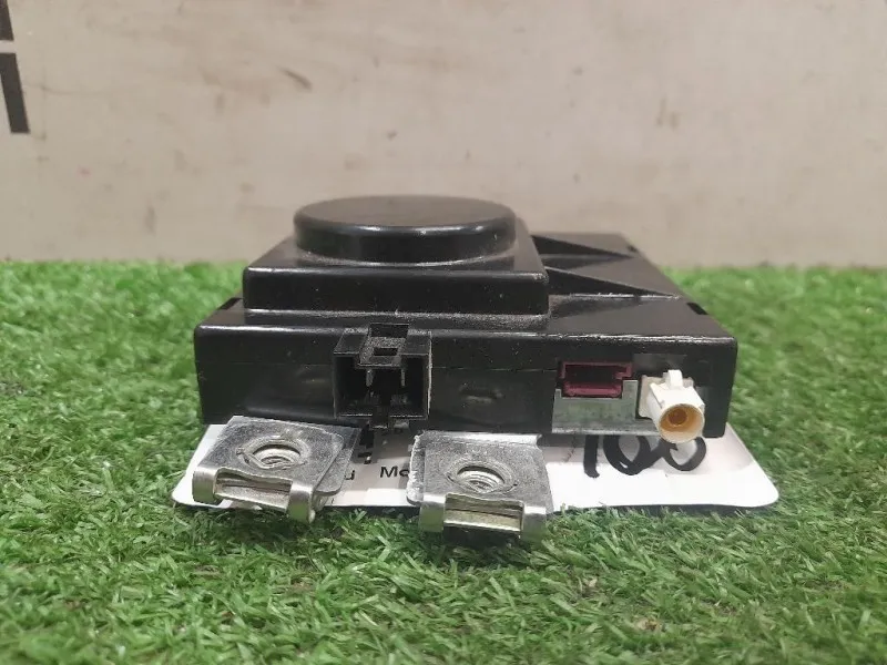 Centralina Amplificatore Antenna A2048702789 Mercedes Classe C W204 2011