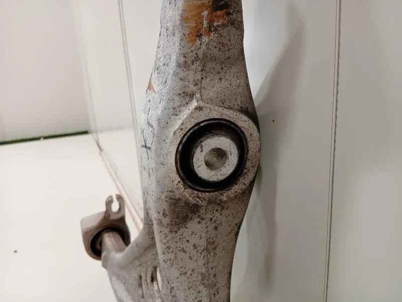 Braccio Oscillante ANT SX BRACCIO OSCILLANTE ANT SX Mercedes Classe GLE W166 2015