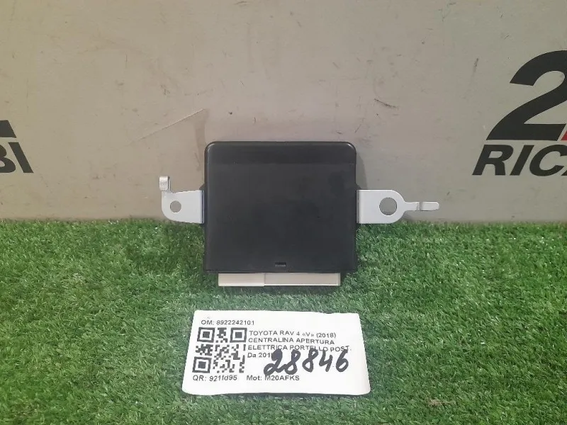Centralina Apertura Elettrica Portello POST 8922242101 Toyota RAV 4 V 2018
