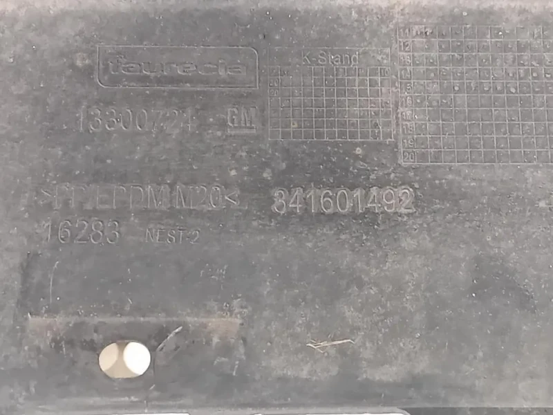 Paraurti POST 13354138 Opel Zafira C 2012