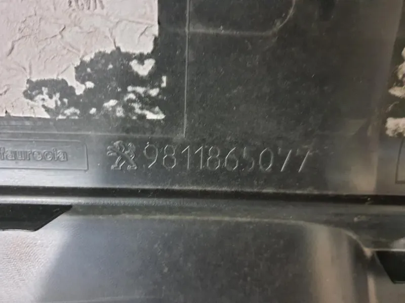 Paraurti POST 9811865077 Peugeot 3008 II 2016