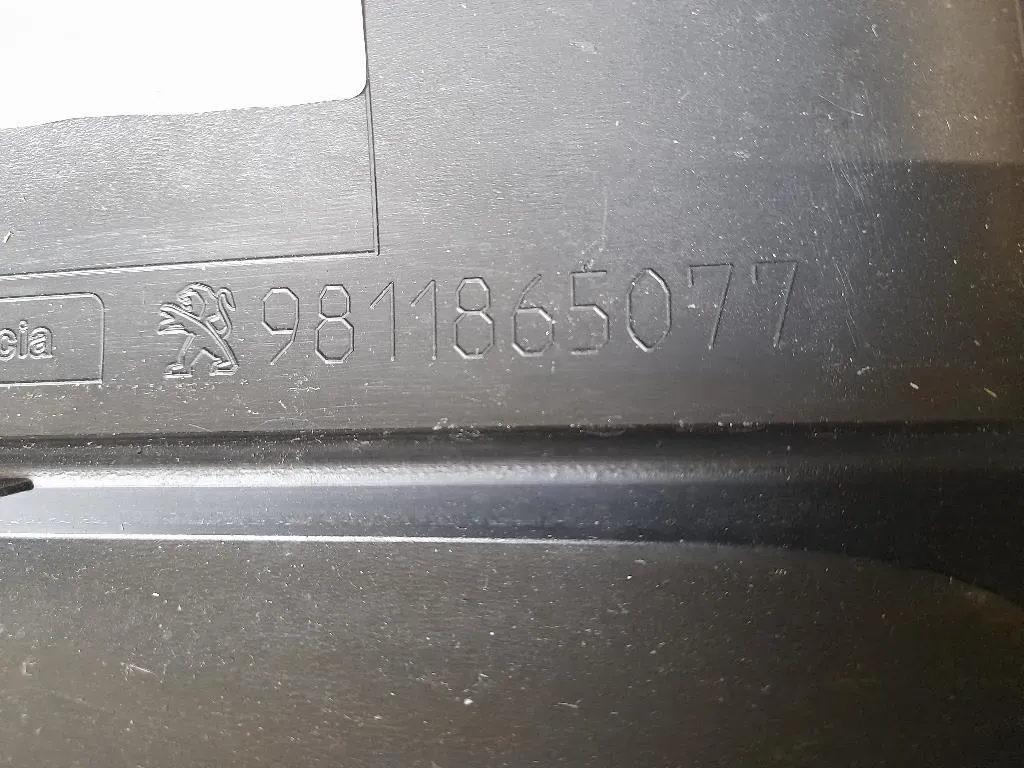 Paraurti POST 9811865077 Peugeot 3008 II 2016