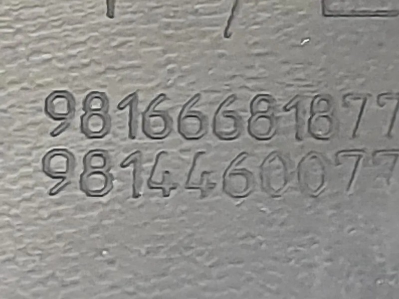 Paraurti POST 98166681877 9816681577 Peugeot 5008 II 2017