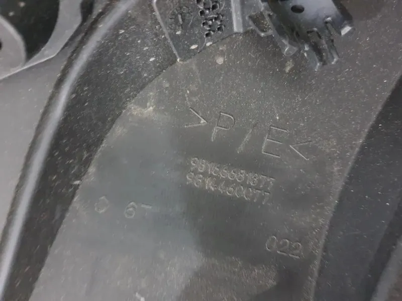 Paraurti POST 98166681877 Peugeot 5008 II 2017