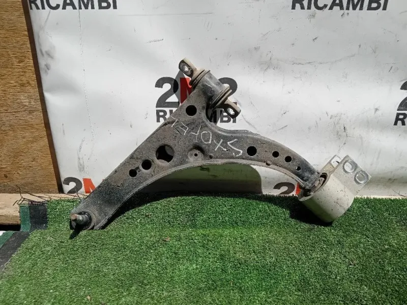 Braccio Oscillante ANT SX 39089344 Opel Astra K 2016