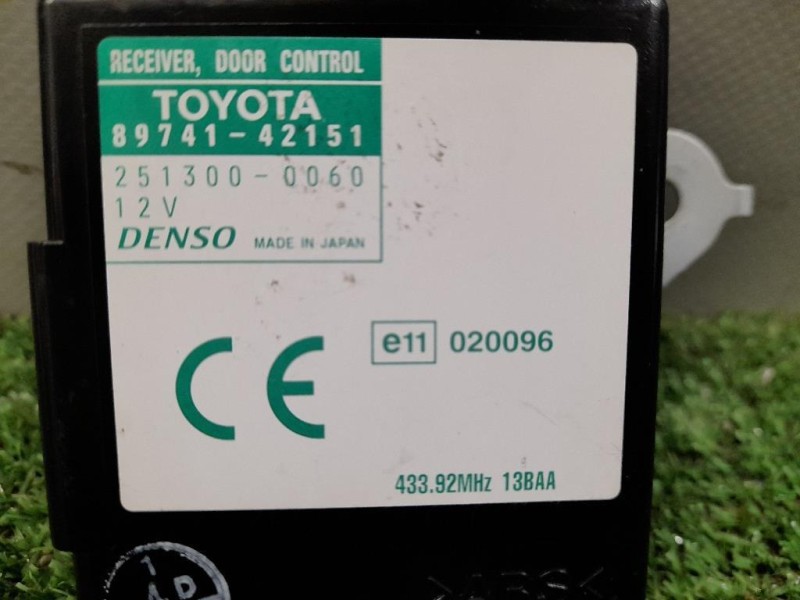 Centralina Chiusura Centralizzata 8974142151 Toyota RAV 4 II 2000