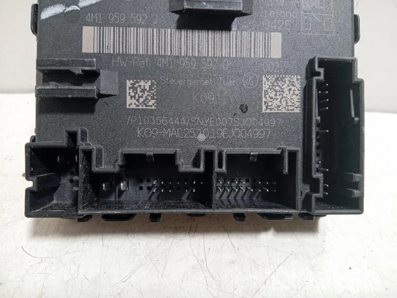 Centralina Chiusura Centralizzata Porta ANT DX 4M1 959 592 D Audi A6 4GD Avant 2016