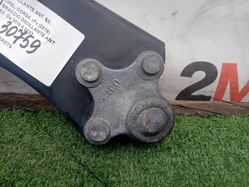 Braccio Oscillante ANT SX 9857903080 Opel Corsa F 2019