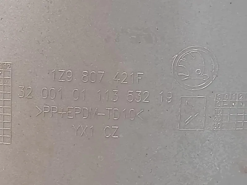 Paraurti POST 1Z9807421F Skoda Octavia 1Z3 2009