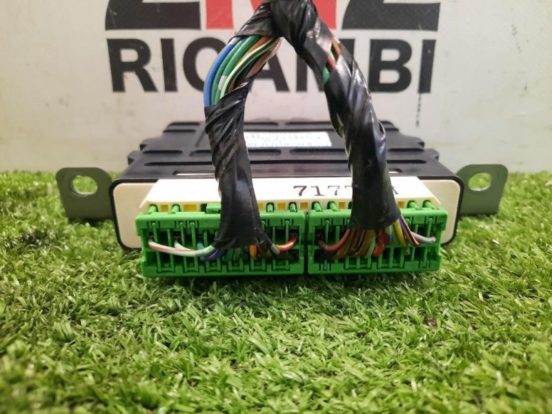 Centralina Comando Sospensioni MR534963 Mitsubishi Pajero III 2000