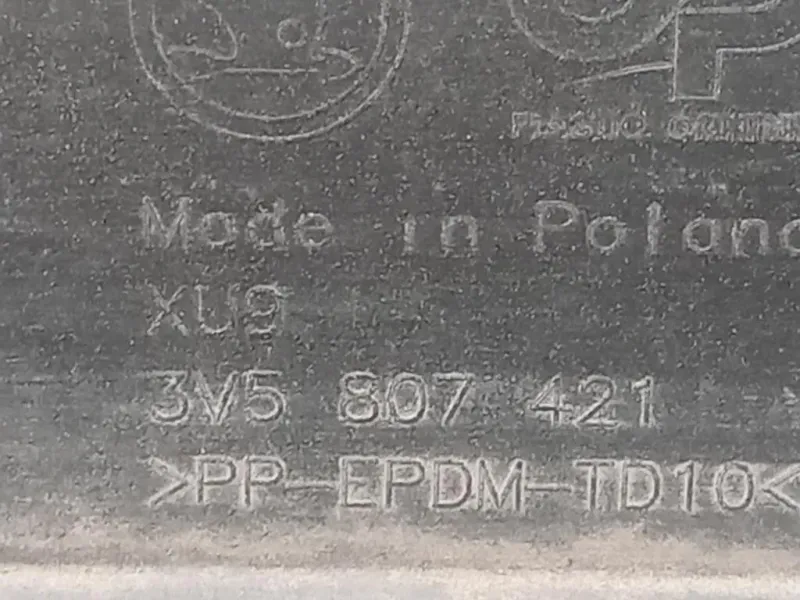 Paraurti POST 3V5 807 421 Skoda Superb 3V5 SW 2015