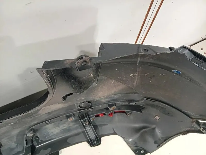 Paraurti POST 7881235000 Ssangyong Tivoli 2015