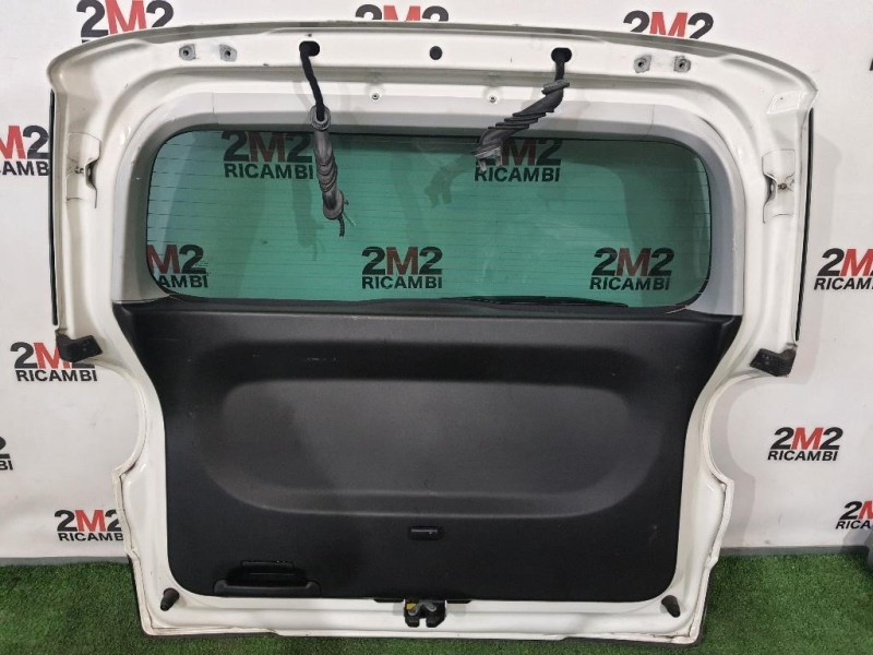 Paraurti POST 7181165J10799 Suzuki Grand Vitara II 2005