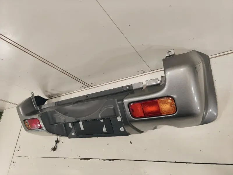 Paraurti POST 71811-81A00 Suzuki Jimny I 1999