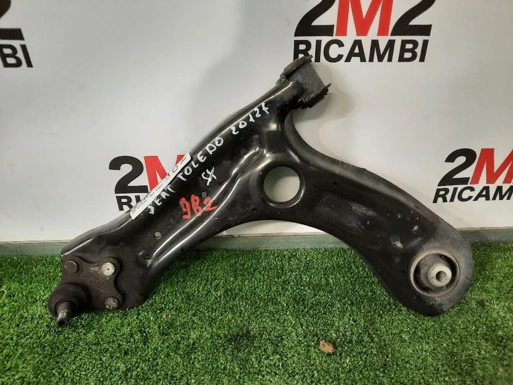 Braccio Oscillante ANT SX 6R0407151F Seat Toledo KG3 2013