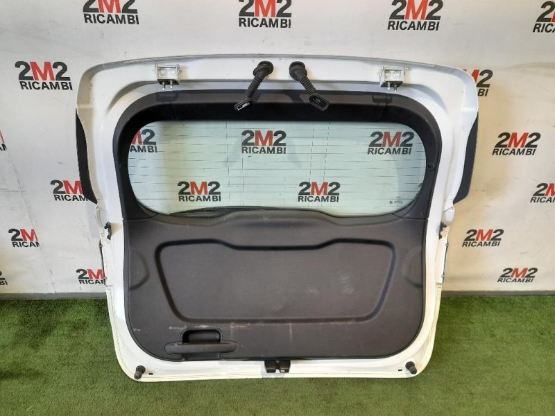 Paraurti POST 5215902D010 Toyota Auris II 2015