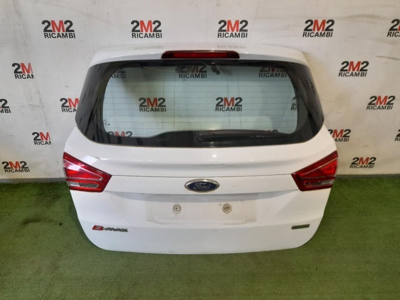Paraurti POST 5215902D010 Toyota Auris II 2015