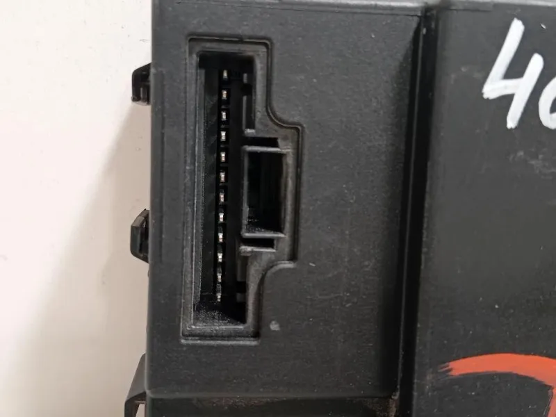 Centralina Comfort 284B2-4X03A 01 BODY COMPUTER Nissan Navara 2010