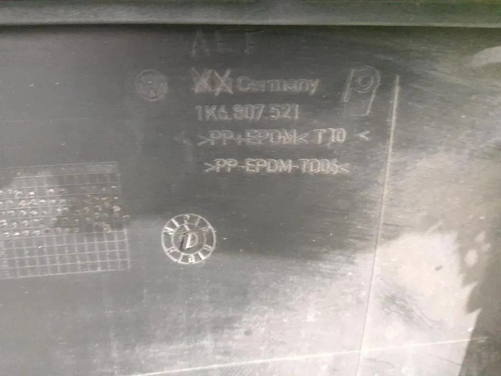 Paraurti POST 1K6807521 Volkswagen GOLF V 2004