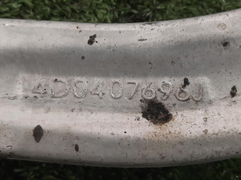 Braccio Oscillante INF ANT DX 8D0 407 7696J Audi A4 8E2 2001