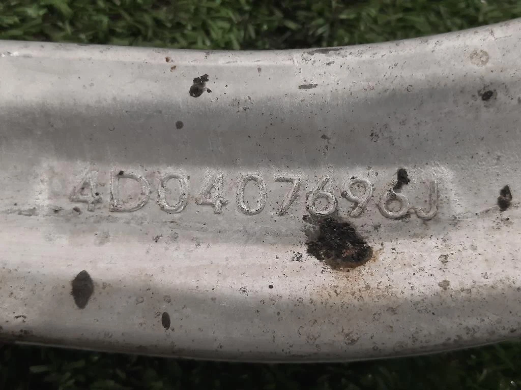 Braccio Oscillante INF ANT DX 8D0 407 7696J Audi A4 8E2 2001