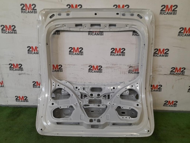 Paraurti POST 5K6807521 Volkswagen GOLF VI 2009 Paraurti POST 5K6807521 Volkswagen GOLF VI 2009