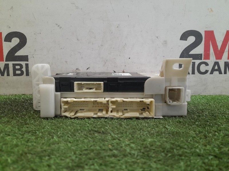 Centralina Comfort 89221-0D400 Toyota Yaris IV 2012