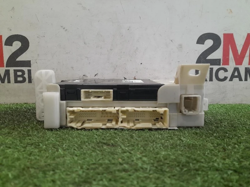 Centralina Comfort 89221-0D400 Toyota Yaris IV 2012