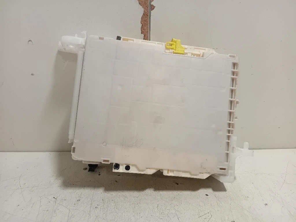 Centralina Comfort 89221-0D470 Toyota Yaris IV 2017