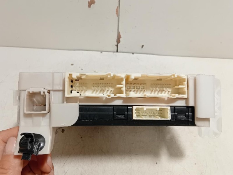 Centralina Comfort 89221-0D470 Toyota Yaris IV 2017