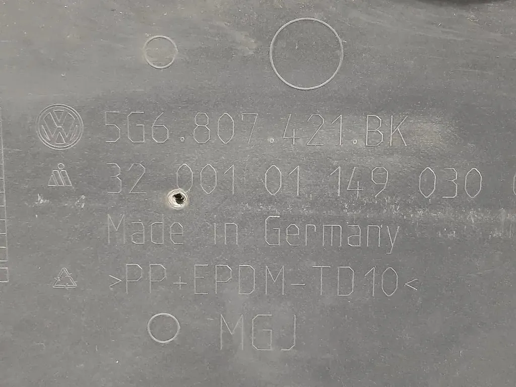 Paraurti POST 5G6 807 421 BK Volkswagen GOLF VII 2017