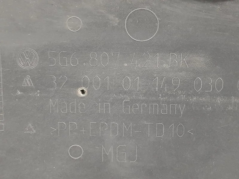 Paraurti POST 5G6 807 421 BK Volkswagen GOLF VII 2017