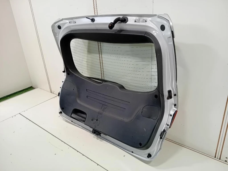 Portello POST 737002W020 Hyundai Santa FÉ IV 2013