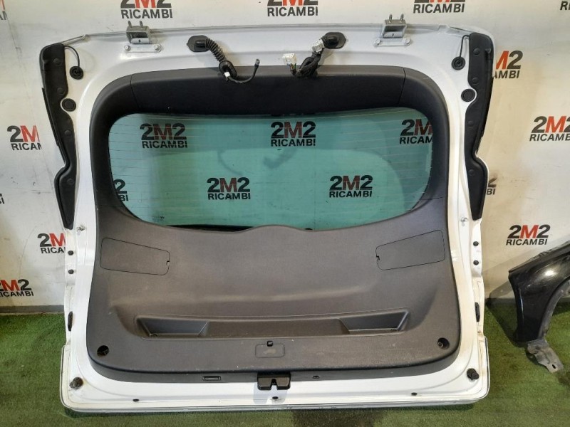 Paraurti POST 5M0 807 421 Volkswagen GOLF PLUS I 2004