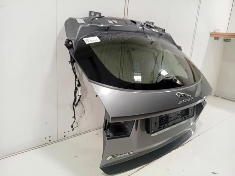 Portello POST J9C2663 Jaguar E-pace 2017