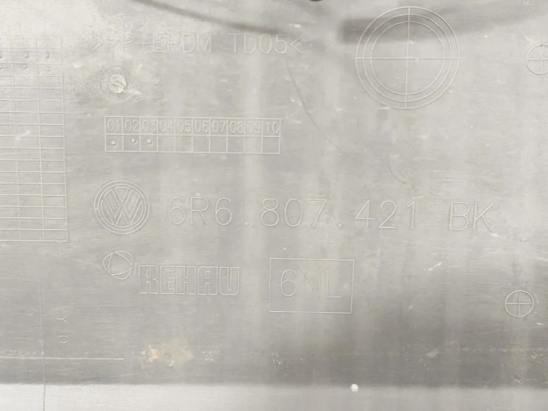 Paraurti POST 6R6807421BK Volkswagen POLO VI 2009