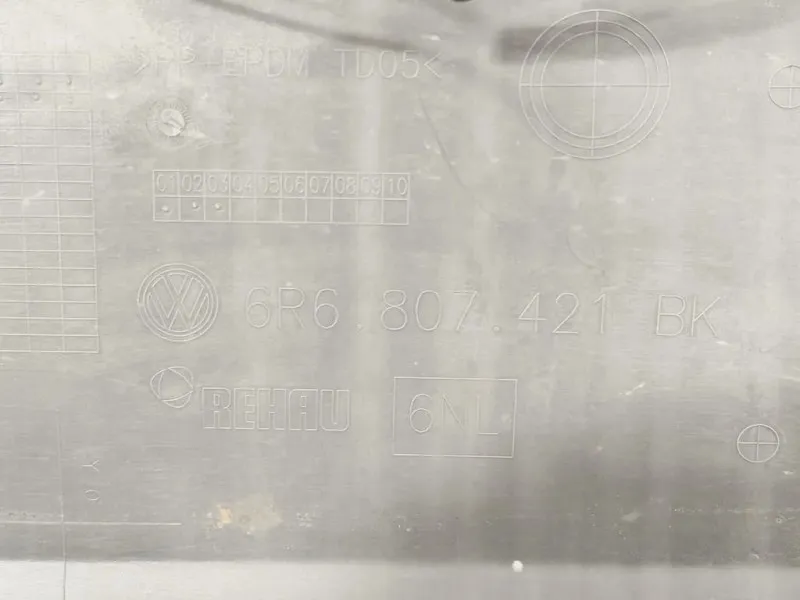 Paraurti POST 6R6807421BK Volkswagen POLO VI 2009