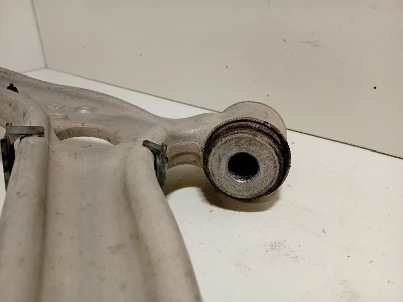 Braccio Oscillante INF ANT DX A 246 546 26 43 Mercedes Classe CLA C117 2016