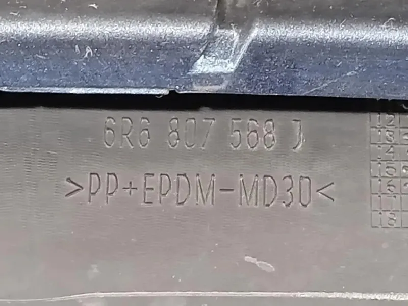 Paraurti POST 6R6 807 568 Volkswagen POLO VI 2009