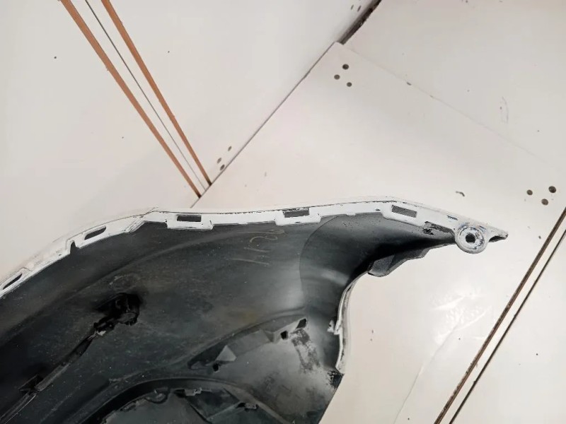 Paraurti POST 6R6 807 568 Volkswagen POLO VI 2009